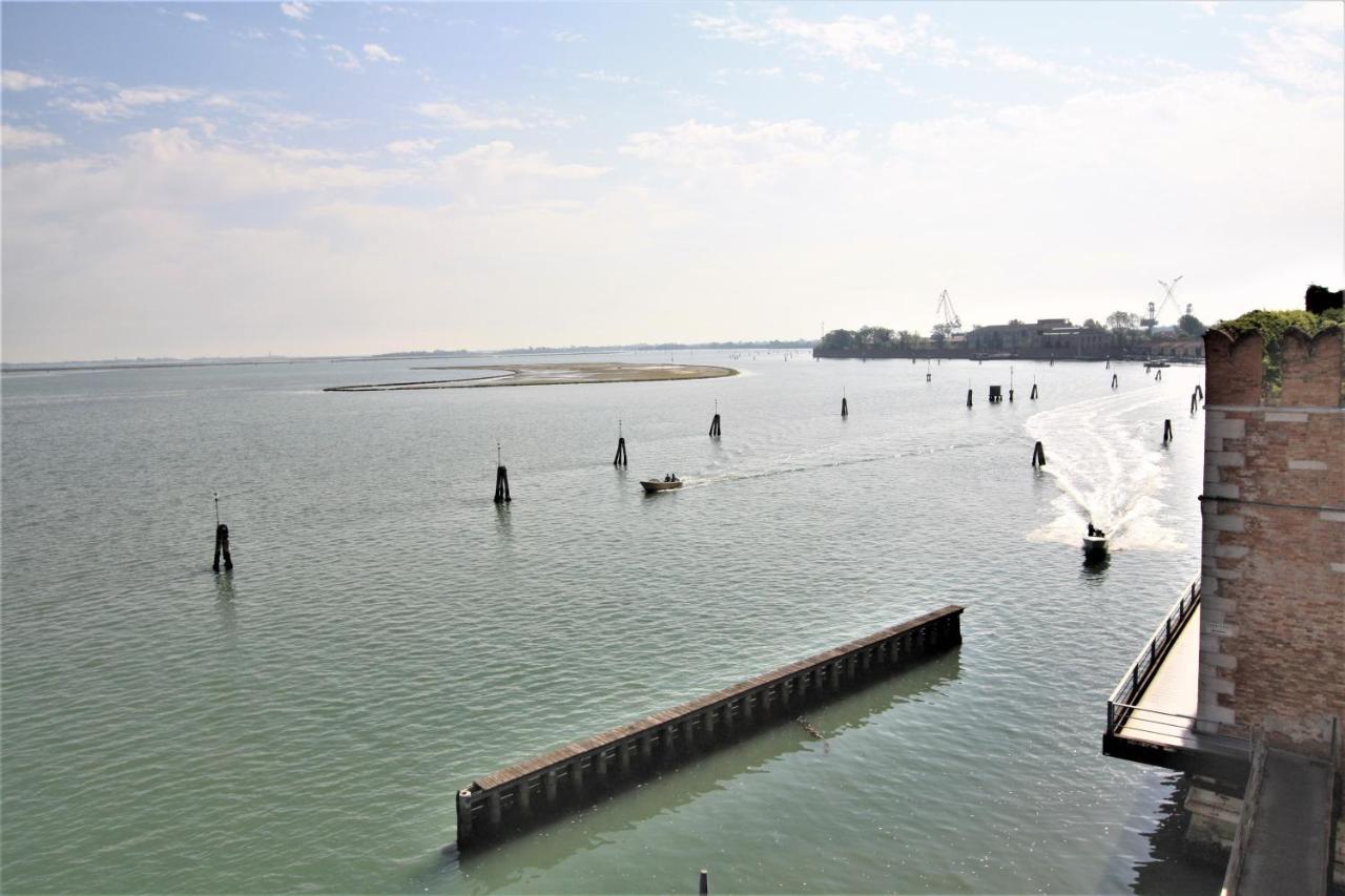Ca' Monica Panoramic-Canal View, Biennale Венеция Екстериор снимка