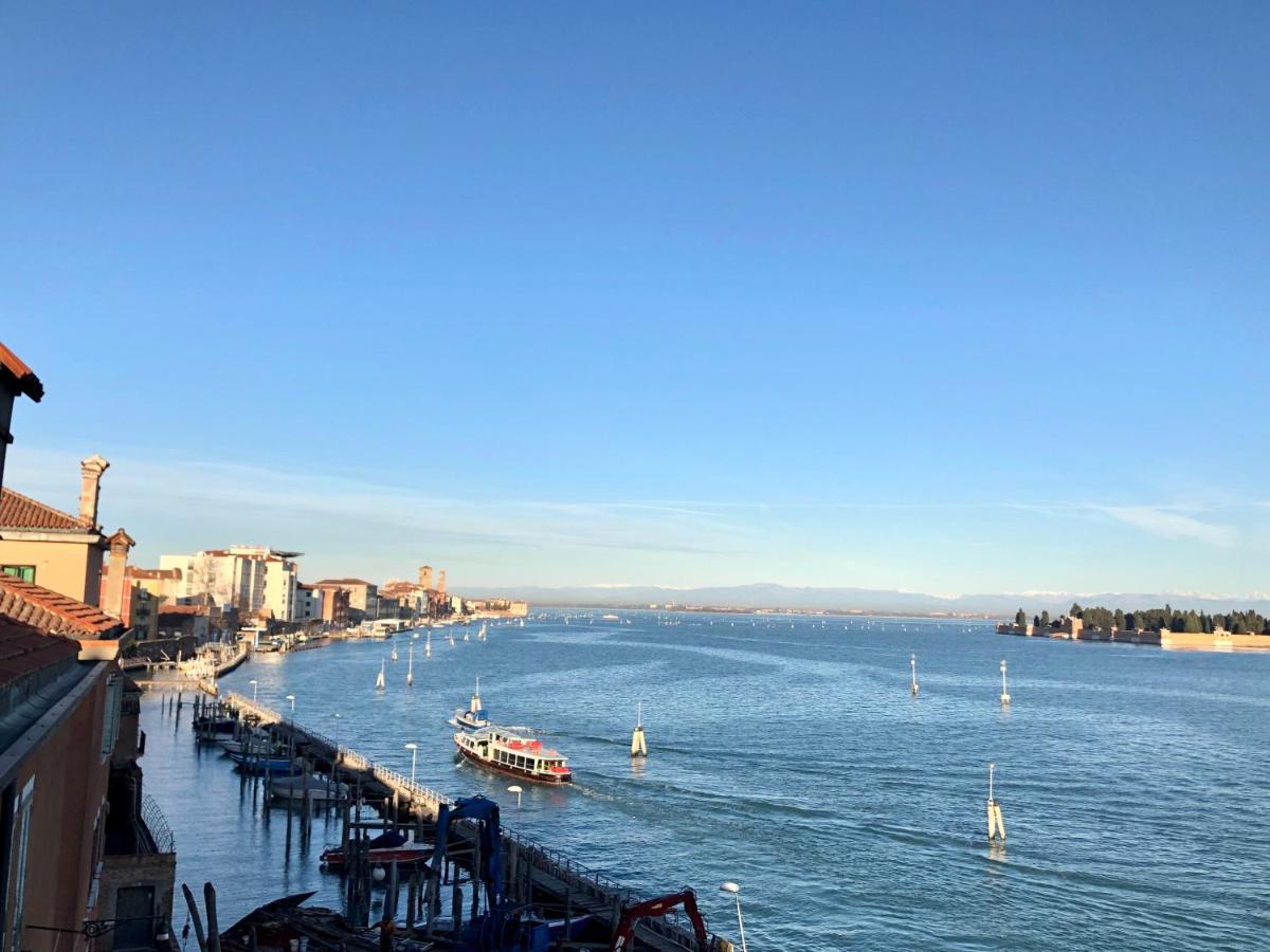 Ca' Monica Panoramic-Canal View, Biennale Венеция Екстериор снимка
